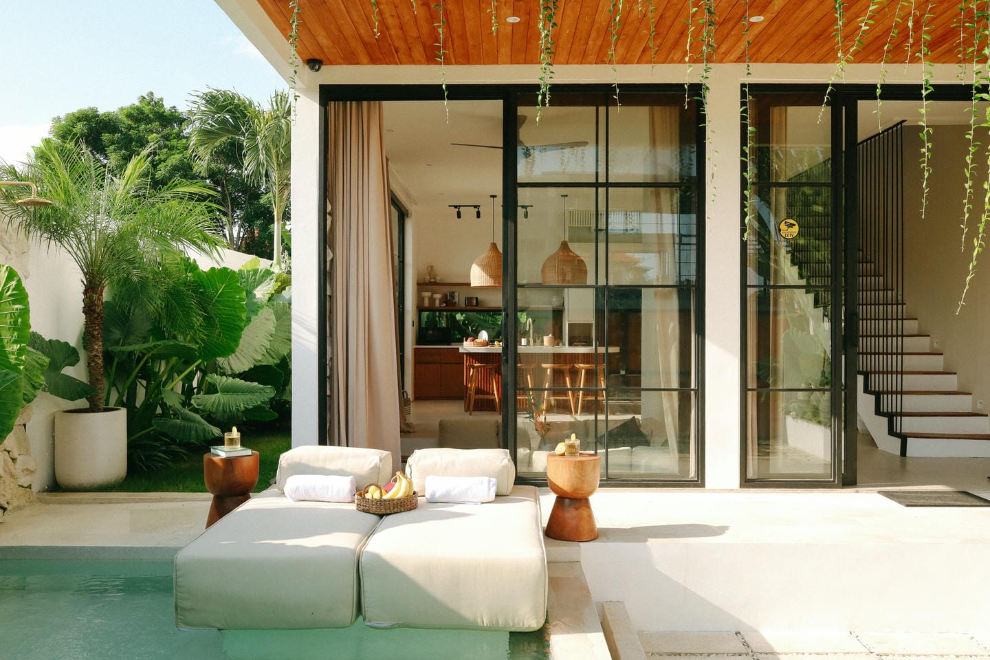 PRIME LOCATION 2 BEDROOM VILLA FOR SALE LEASEHOLD IN PERERENAN BE-487 